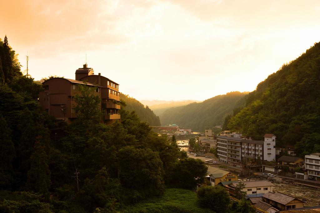 Shinshiyo Hotel Hita Exterior photo